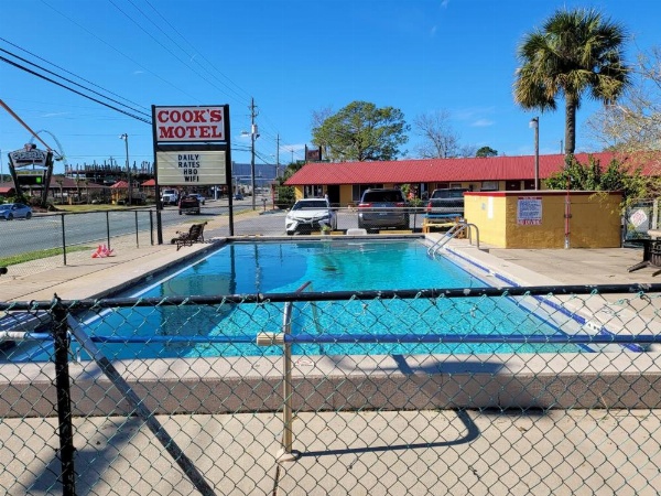 Cook's Motel- Panama City Beach image 26