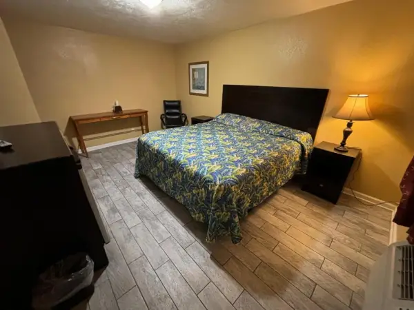 Cook's Motel- Panama City Beach 6